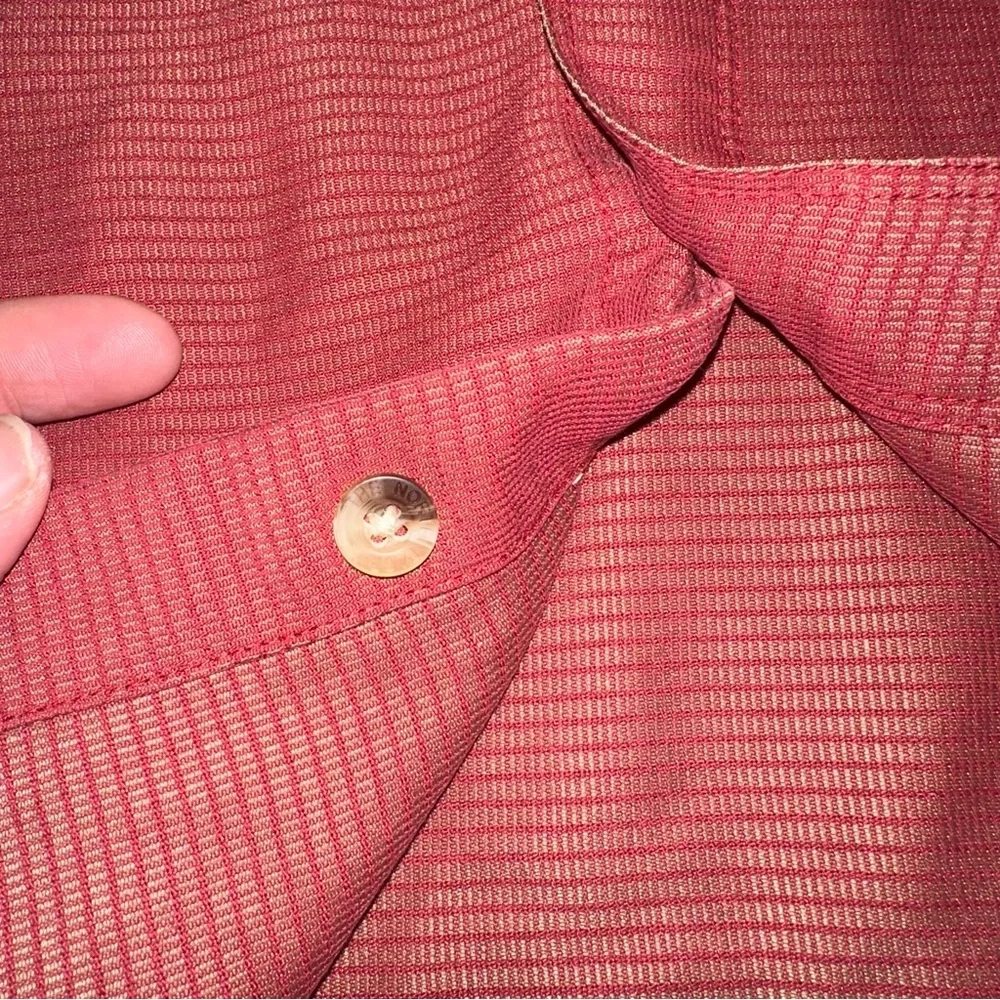 The North Face Mens Sz M Red Modal Blend Short Sleeve Button Down Shirt‎